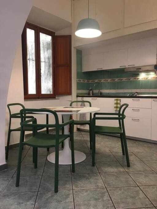 Rhome Away Tittoni Apartamento *