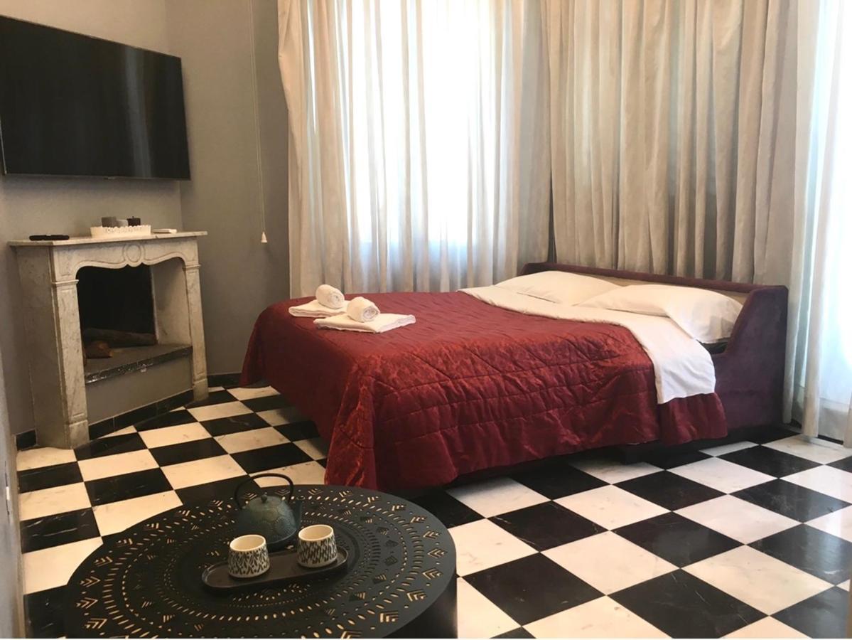 Esposizione Roof Apartment Rome