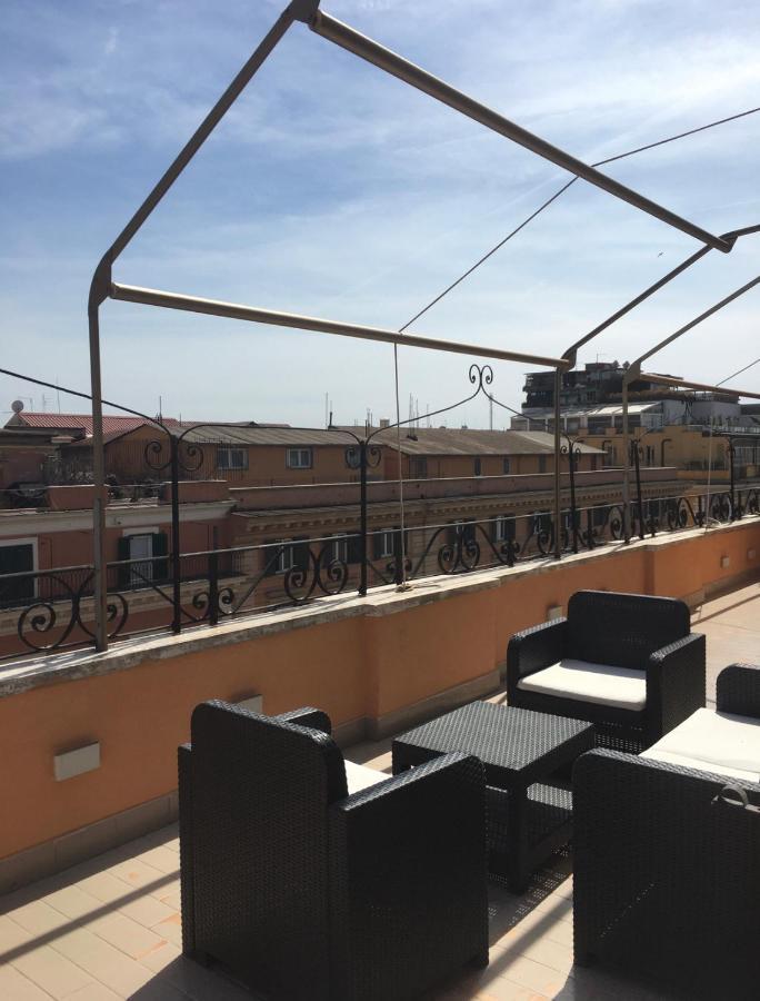 Apartment Esposizione Roof