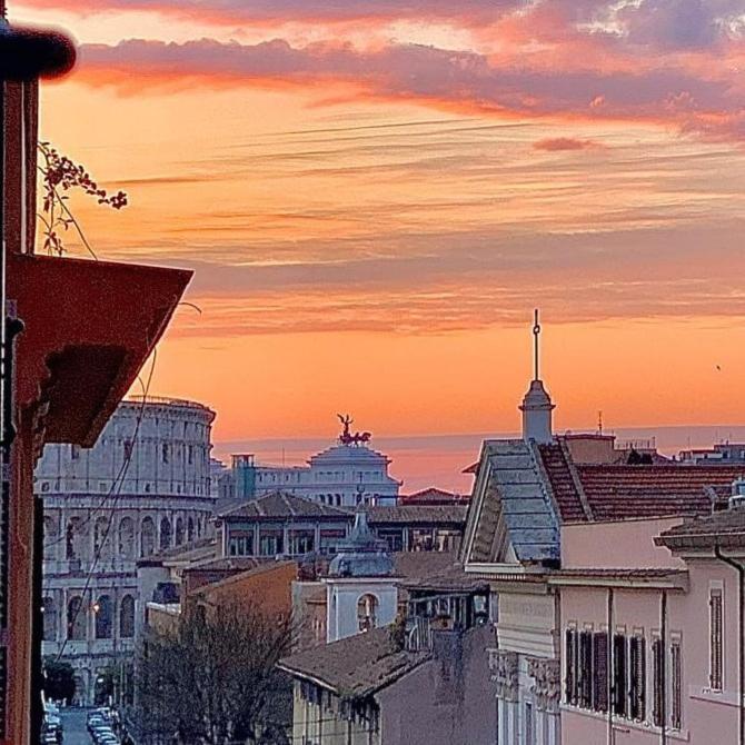 Colosseo Apartment *