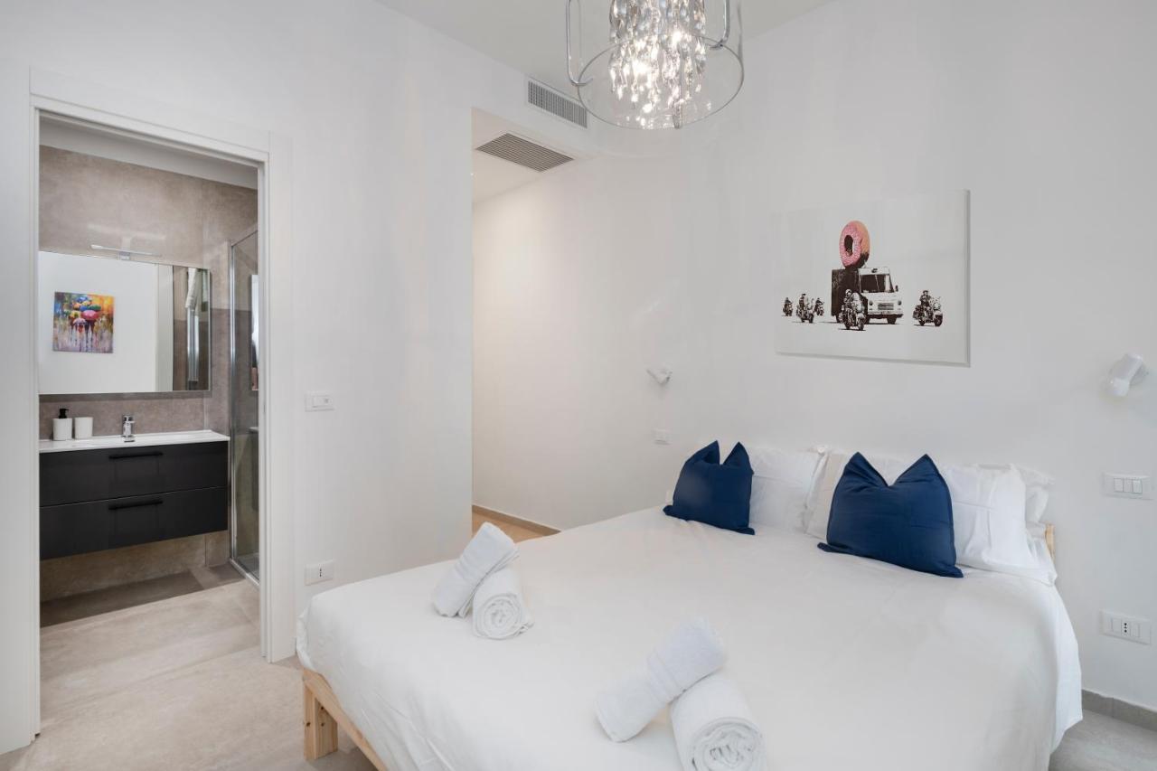 Easystayrome 10 Pax 3 Baths 1 Min From Metro Appartement