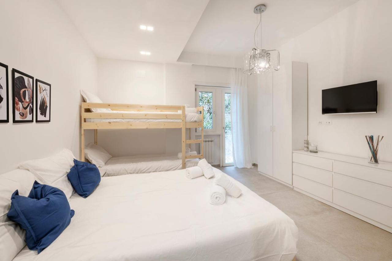 Easystayrome 10 Pax 3 Baths 1 Min From Metro