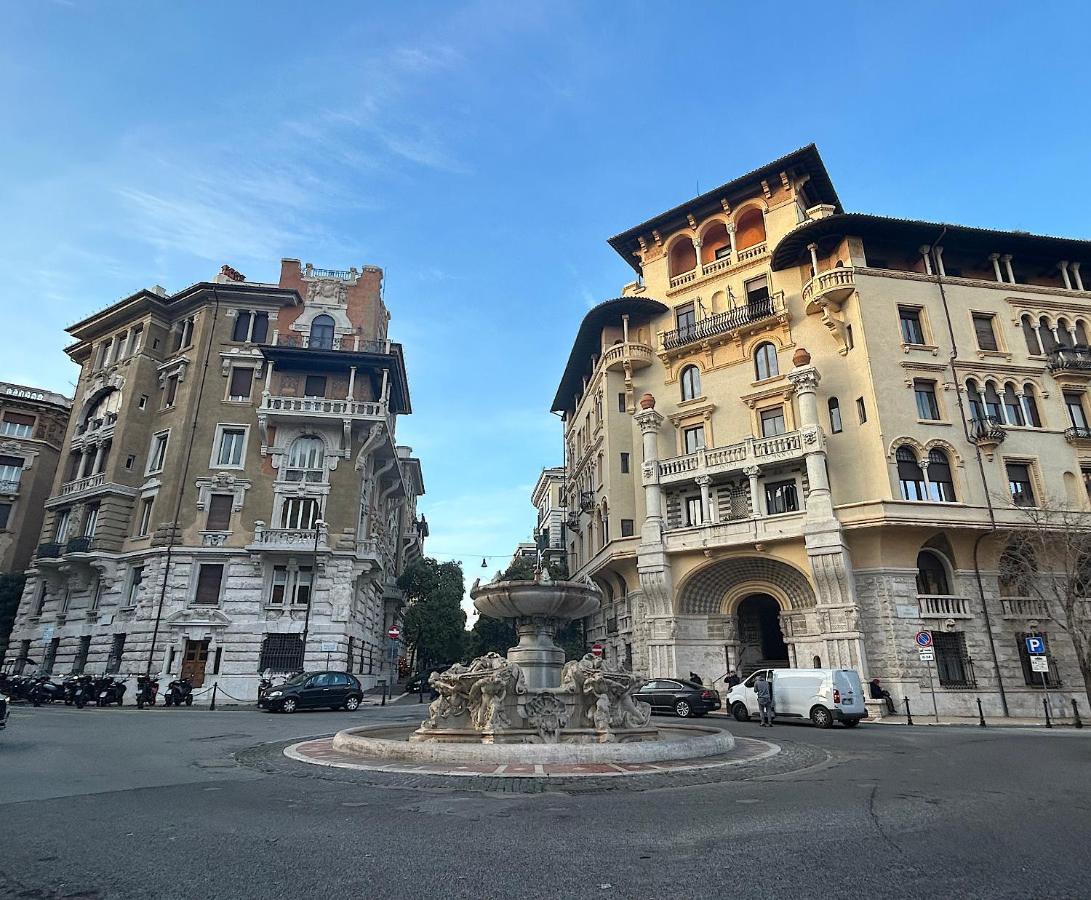 Urbe - Delizioso Quartiere Coppede * Roma