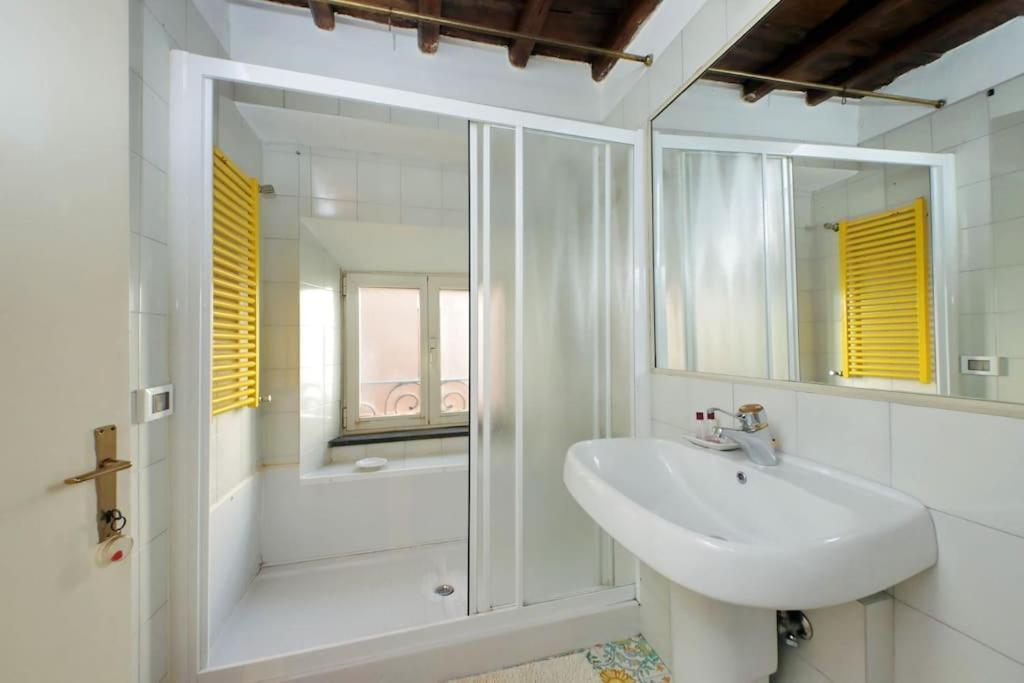 Apartment Trilussa Rome