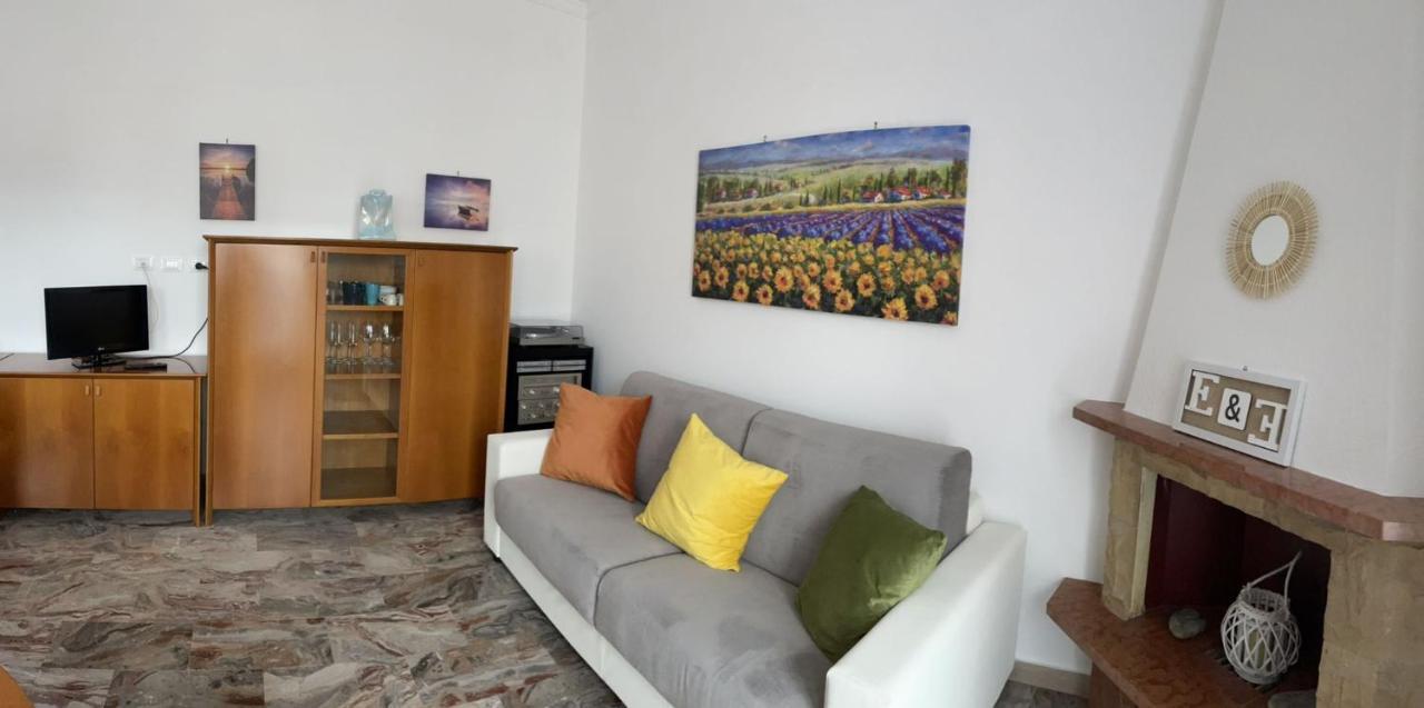 Hospitality And Comfort In Rome: E&e Apartamento