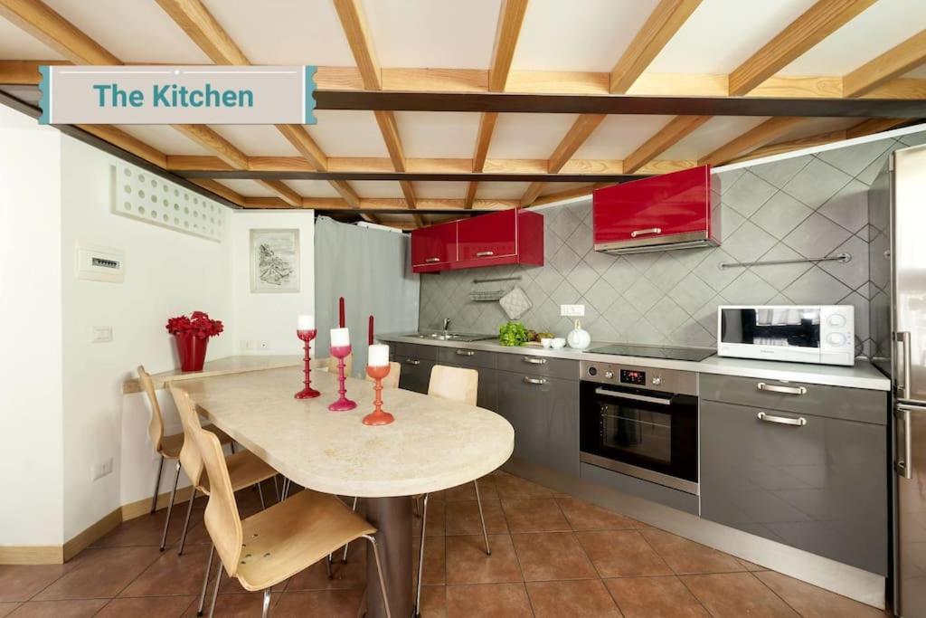 Stylish Loft - Colosseum 4 Min Walk -3 Beds -sleeps Up To 6 People Apartamento *