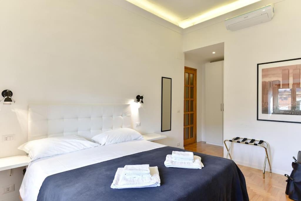 Stunning St.peter's Apartment Rome