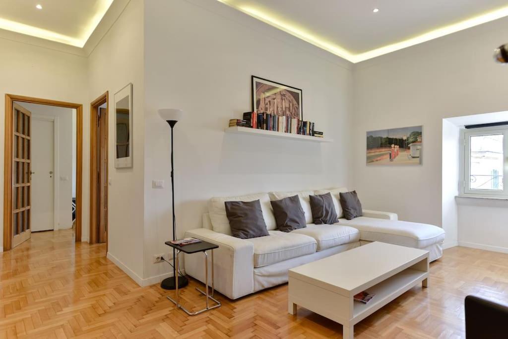 Stunning St.peter's Apartment *