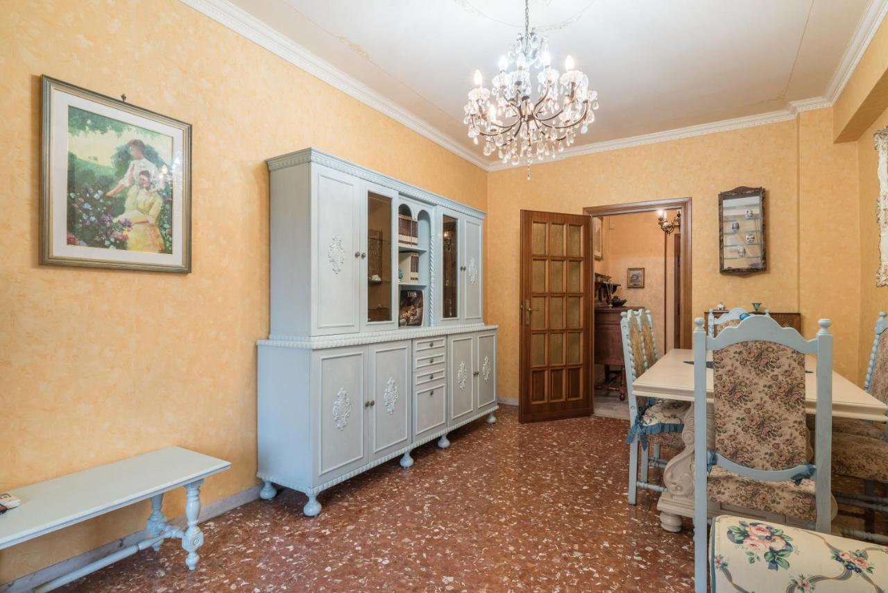 Altido Classic Style Flat With Balcony Rome