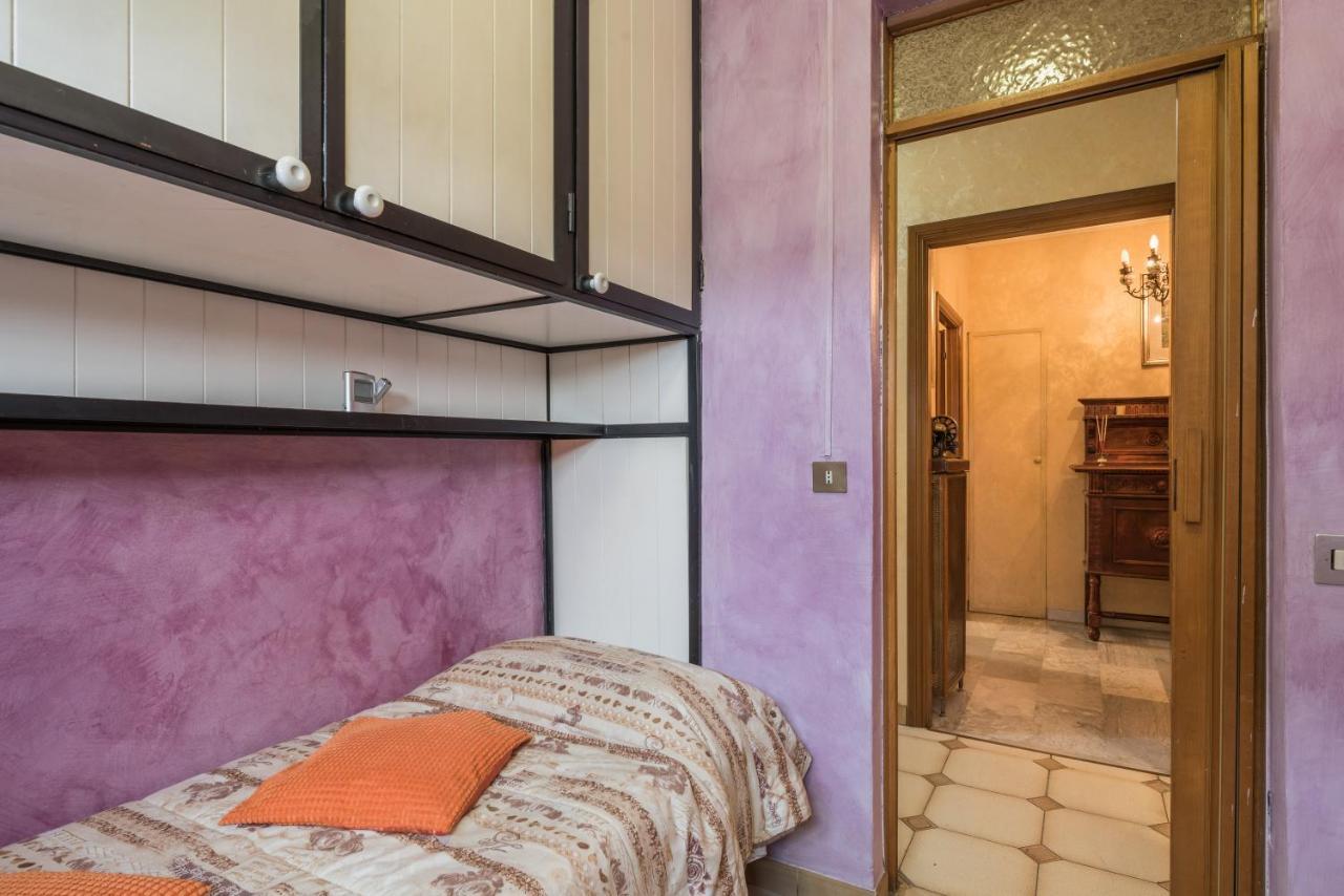 Appartement Altido Classic Style Flat With Balcony