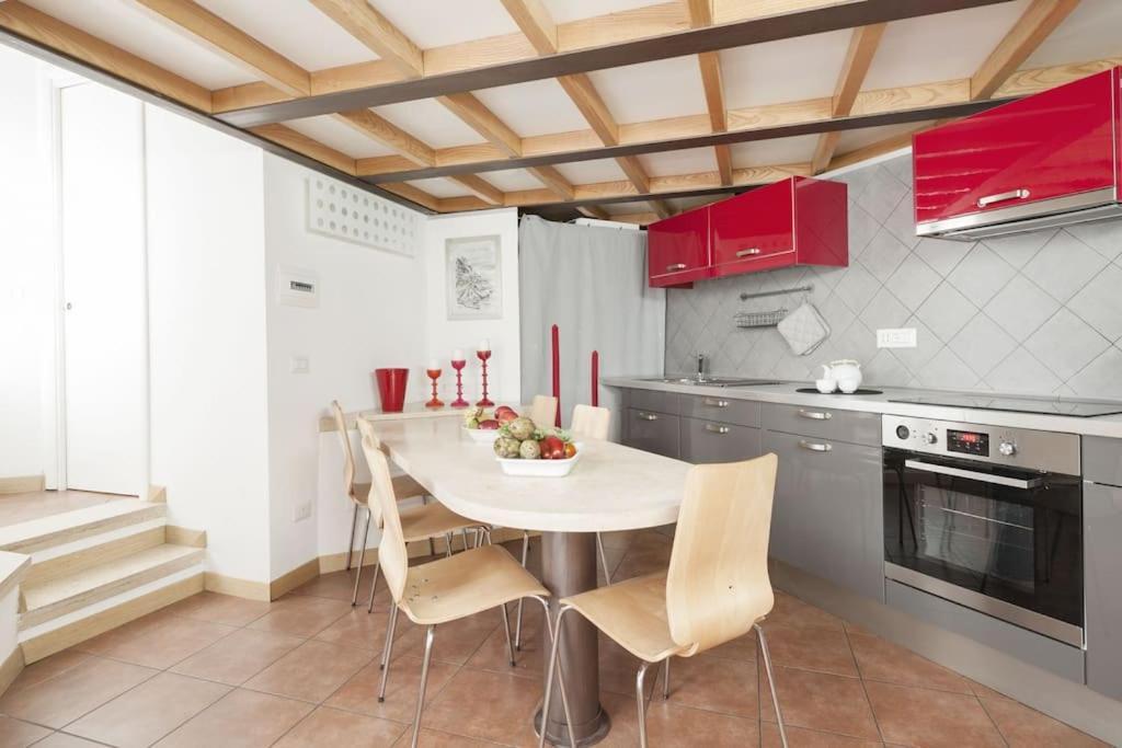 Apartamento Stylish Loft - Colosseum 4 Min Walk -3 Beds -sleeps Up To 6 People *