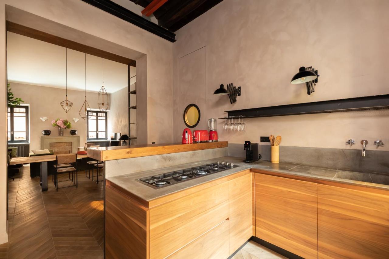 Casa Terra, A Burghesius Apartment Rome