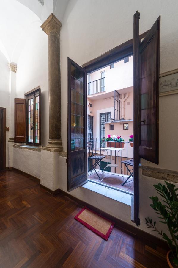 Apartment Cartari, Renaissance Flat A Few Steps From Piazza Navona And Vatican *