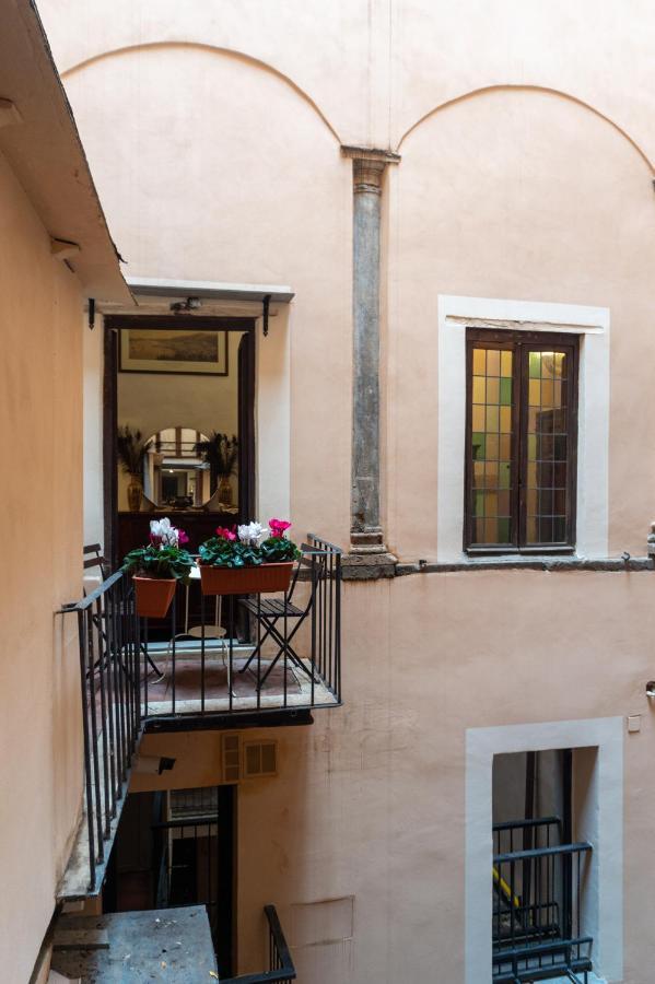 Apartment Cartari, Renaissance Flat A Few Steps From Piazza Navona And Vatican Rome