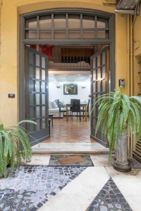 Via Dei Cestari Loft Apartment Rome