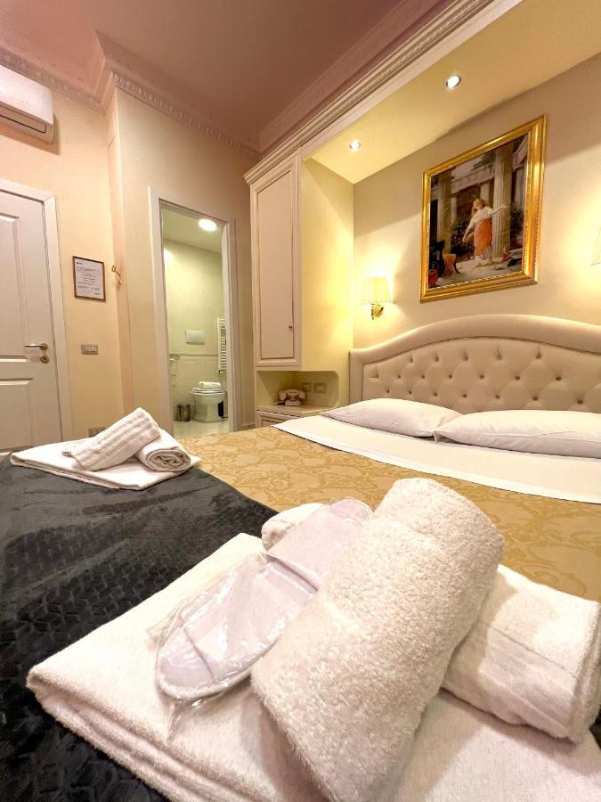 Dimora Frattina * Rome
