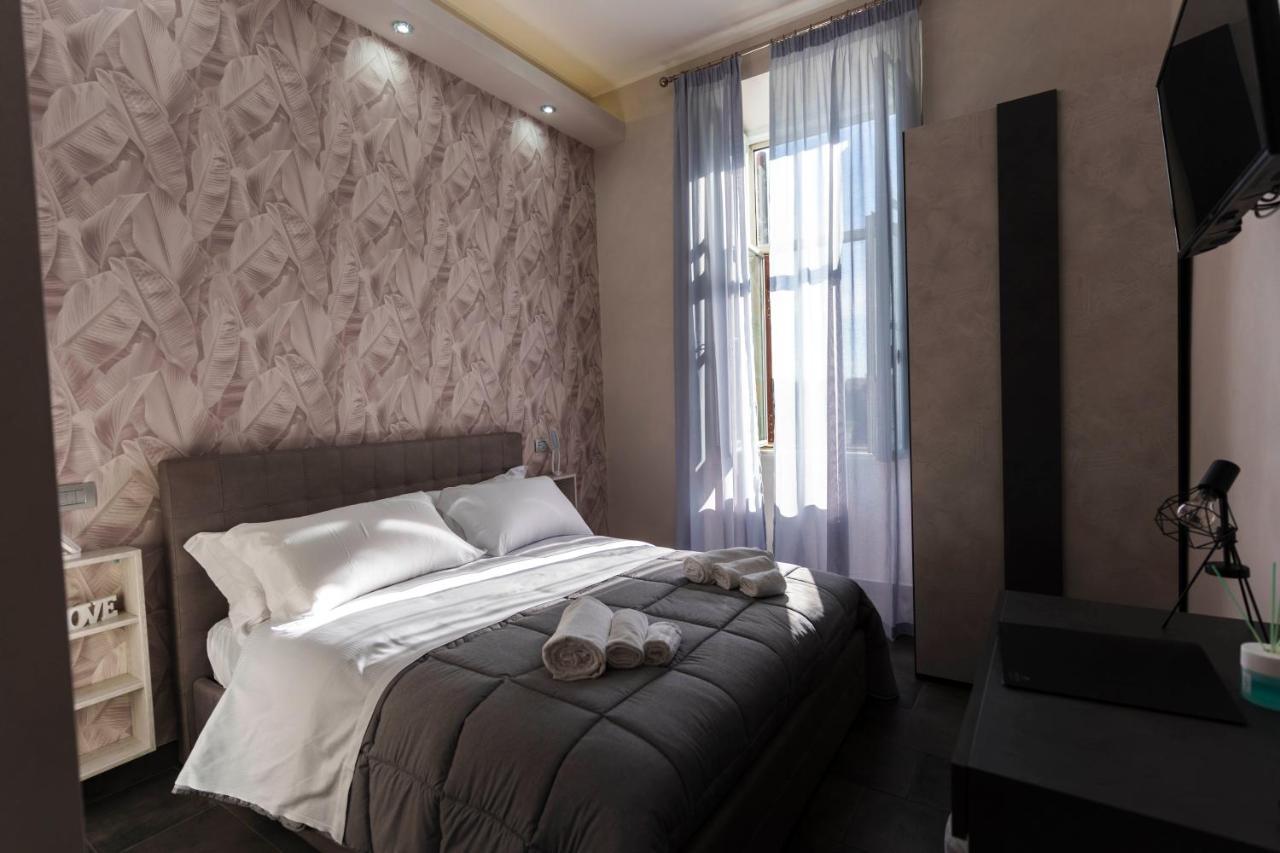 Julia Luxury