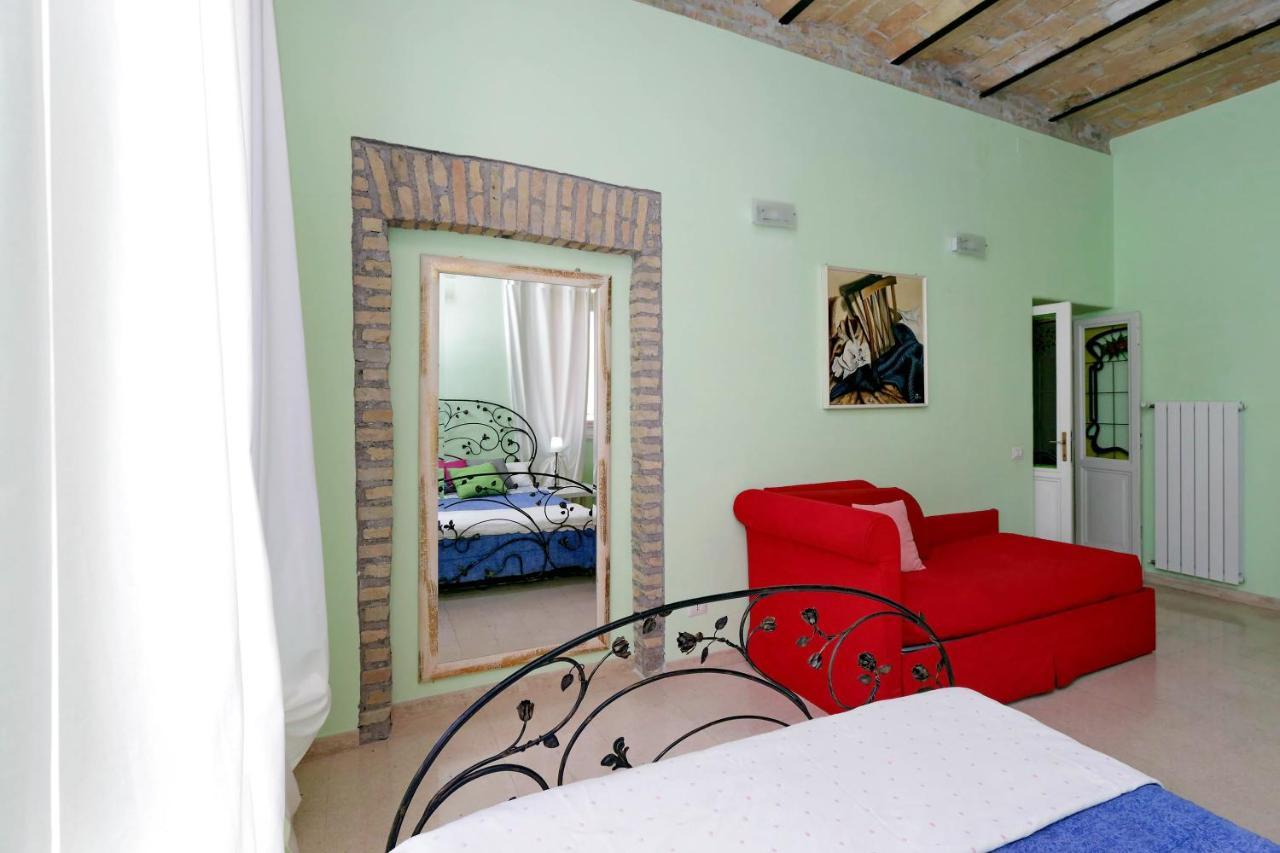 Large Flat 30min Colosseo Apartment *