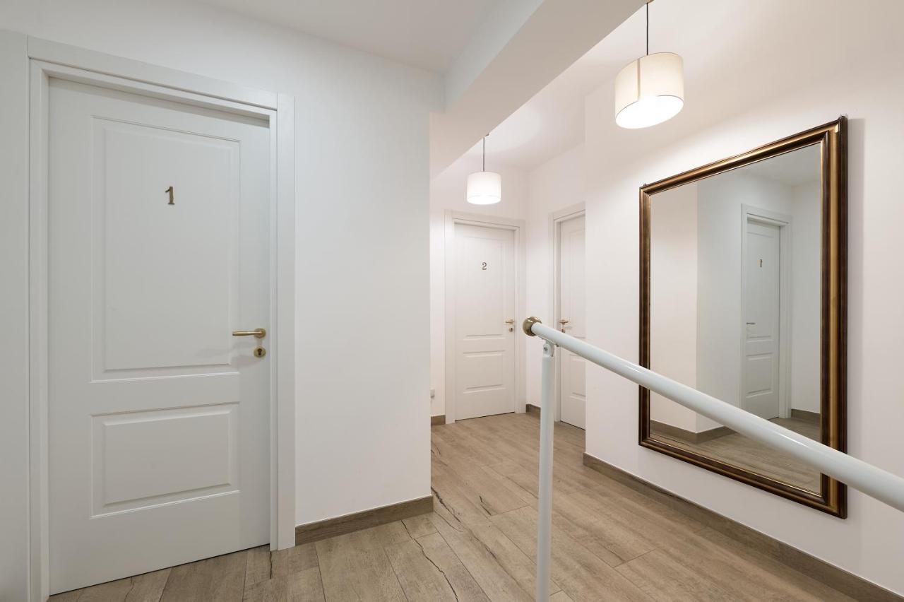 Interno 9 A San Pietro Apartment