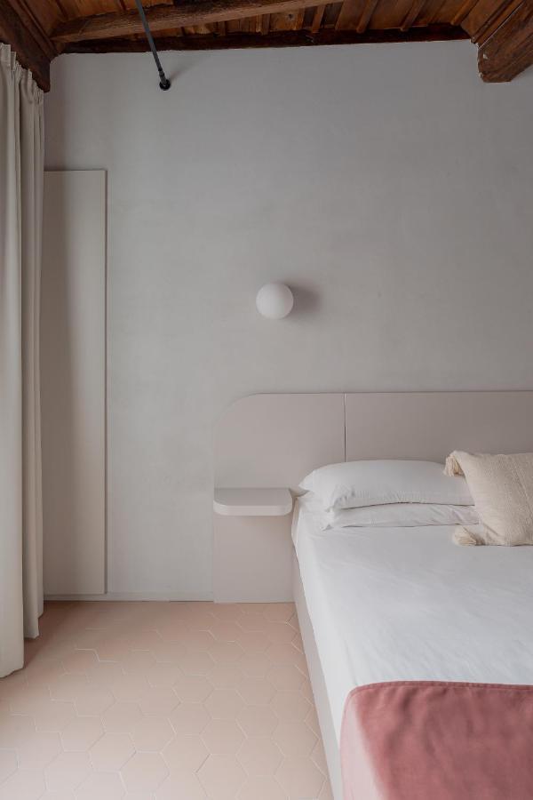 Appartement Design With Private Pool In Campo Dei Fiori