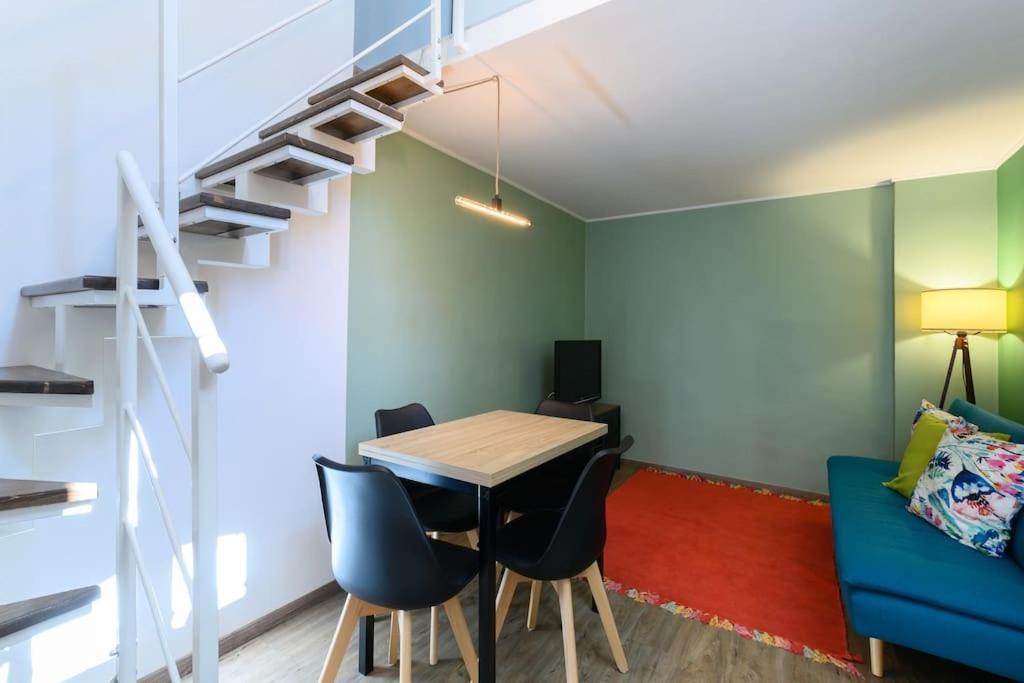 Interno 43