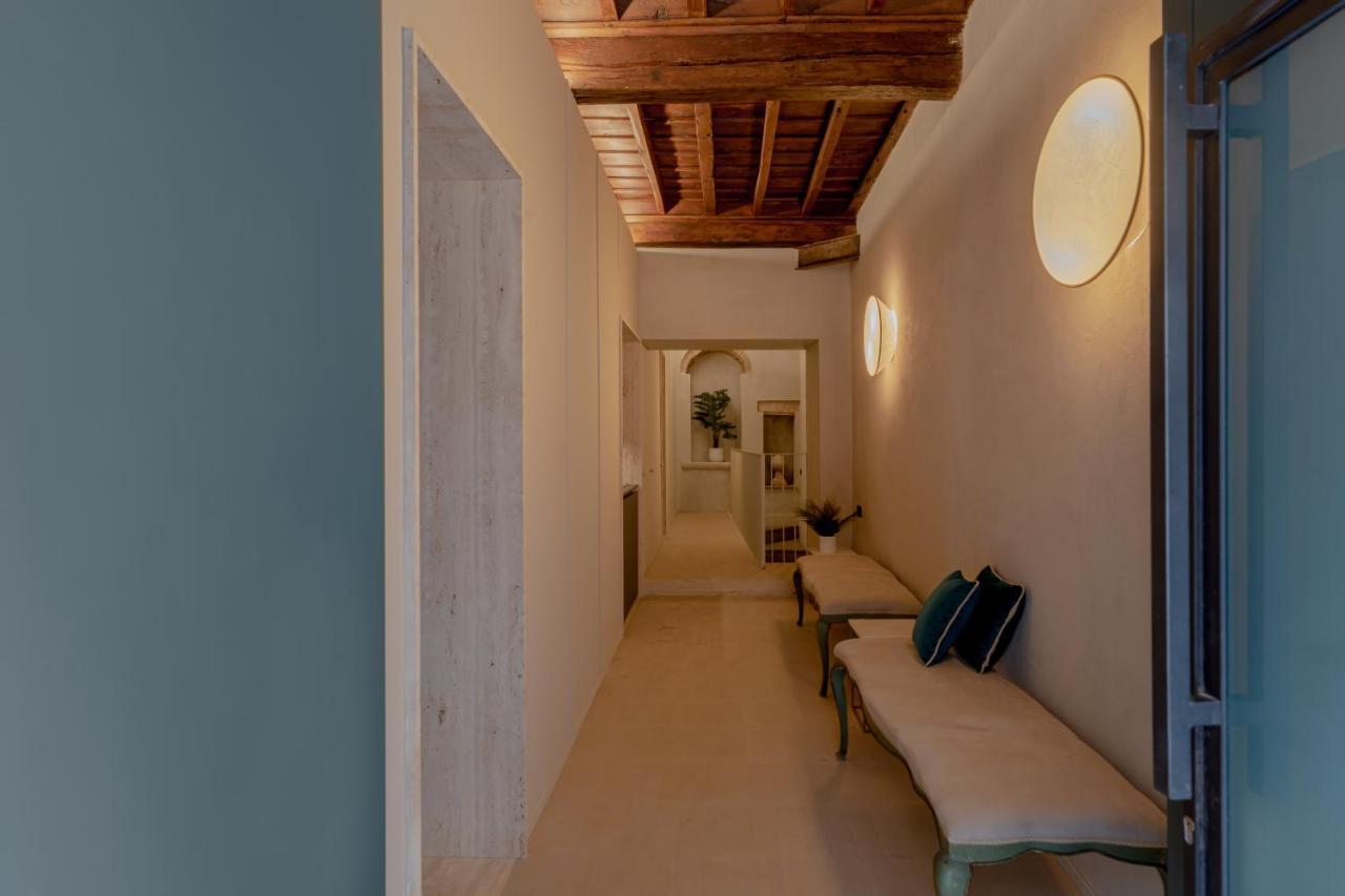 Design With Private Pool In Campo Dei Fiori Appartement