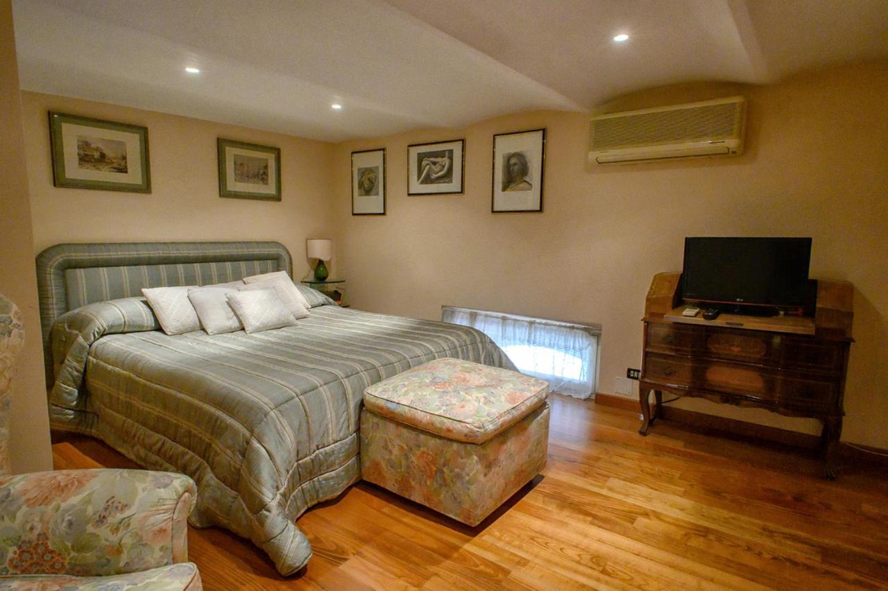 Deluxe Apartment *