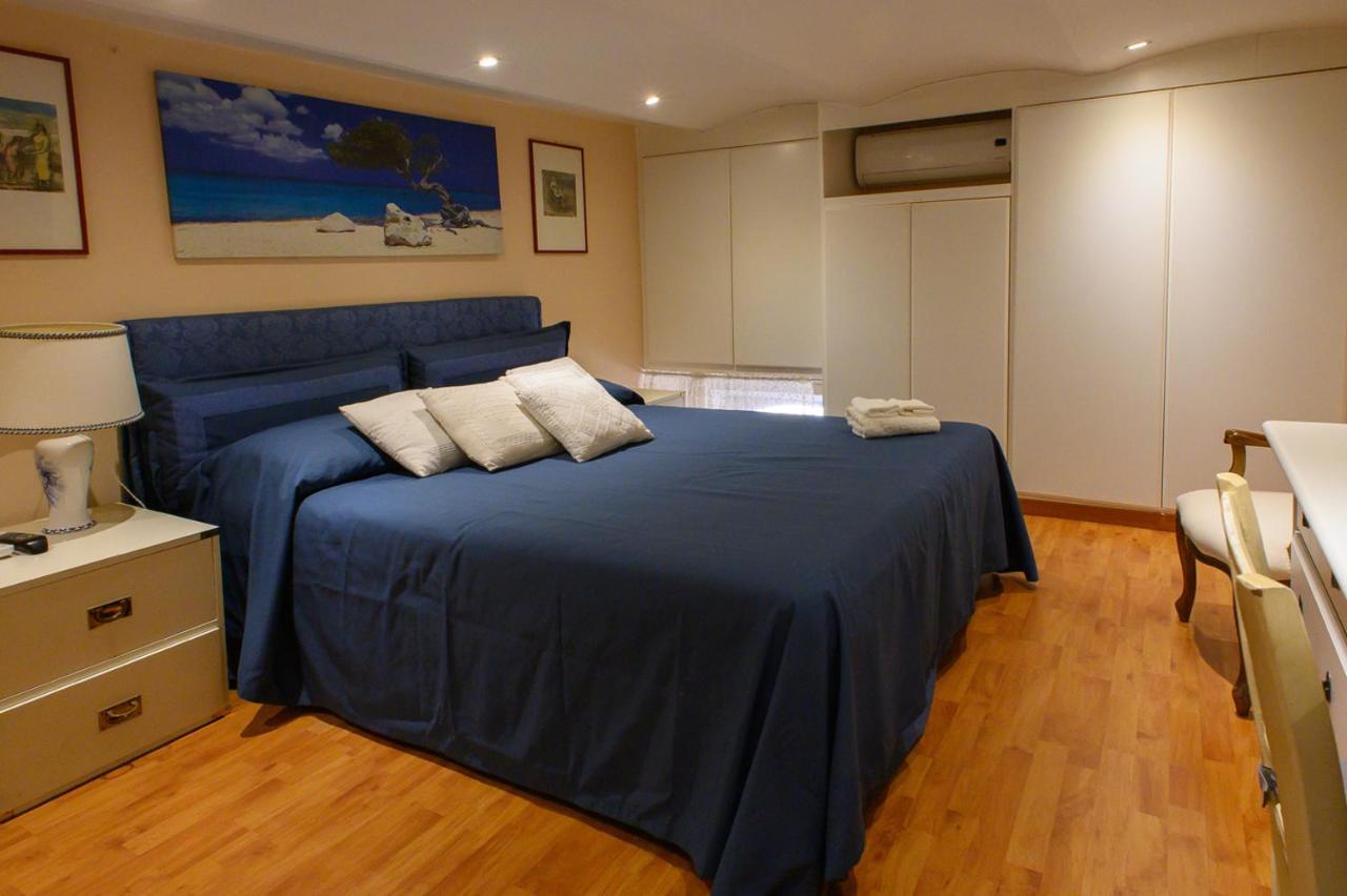 Deluxe Apartment *