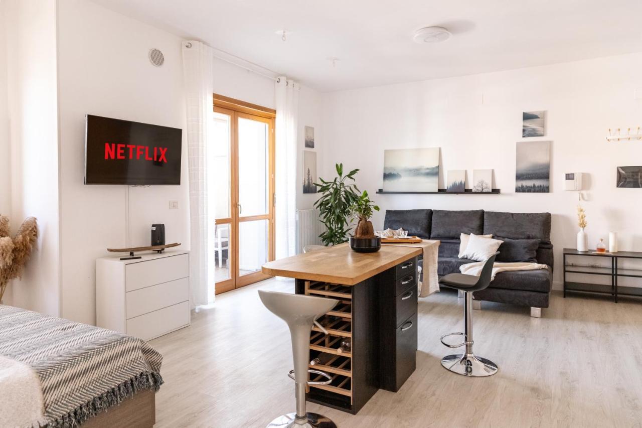 Loft Con Terrazzo - 3 Min Dalle Autostrade By Followgreenhouserome Appartement Rome