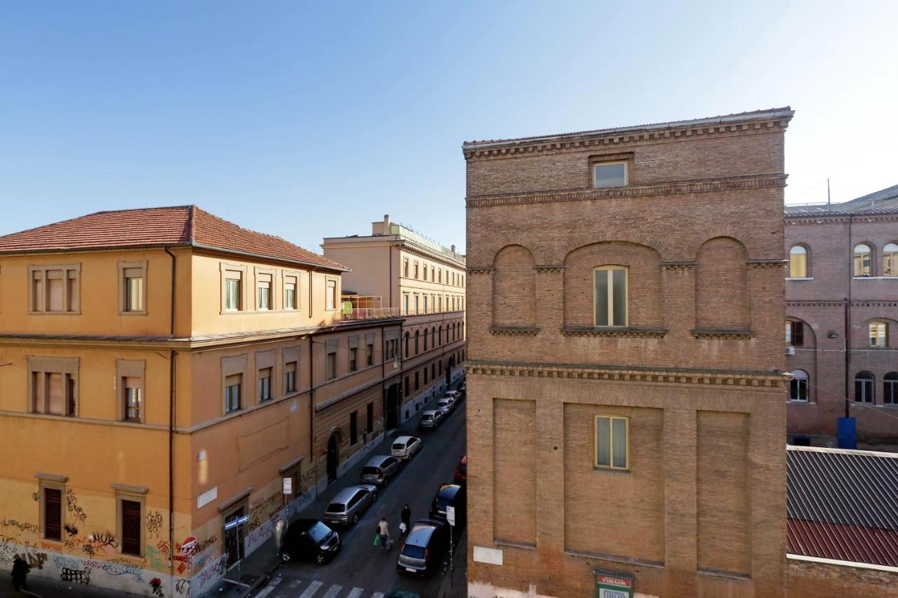 Large Flat 30min Colosseo Apartment Rome