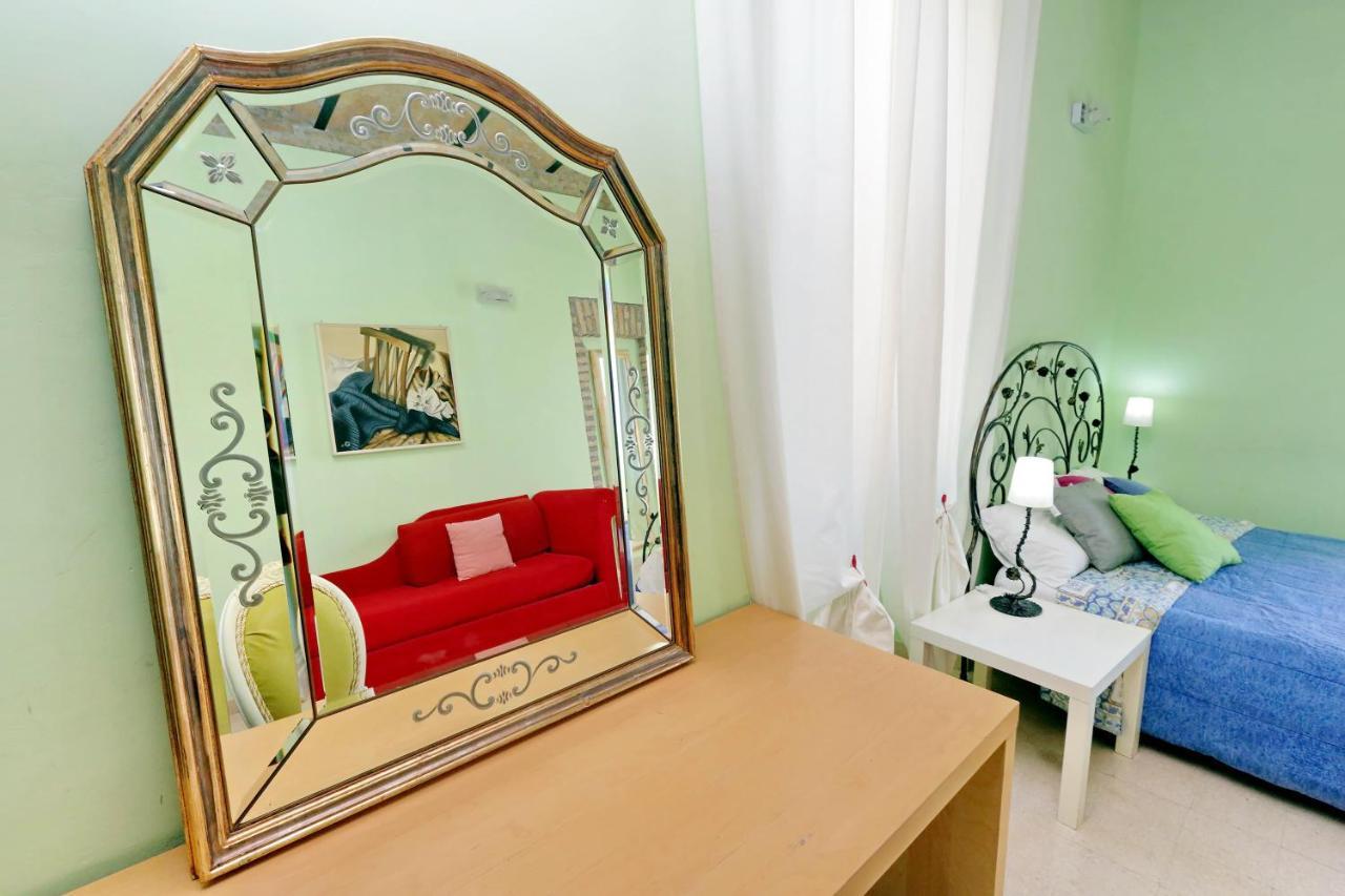 Large Flat 30min Colosseo Rome