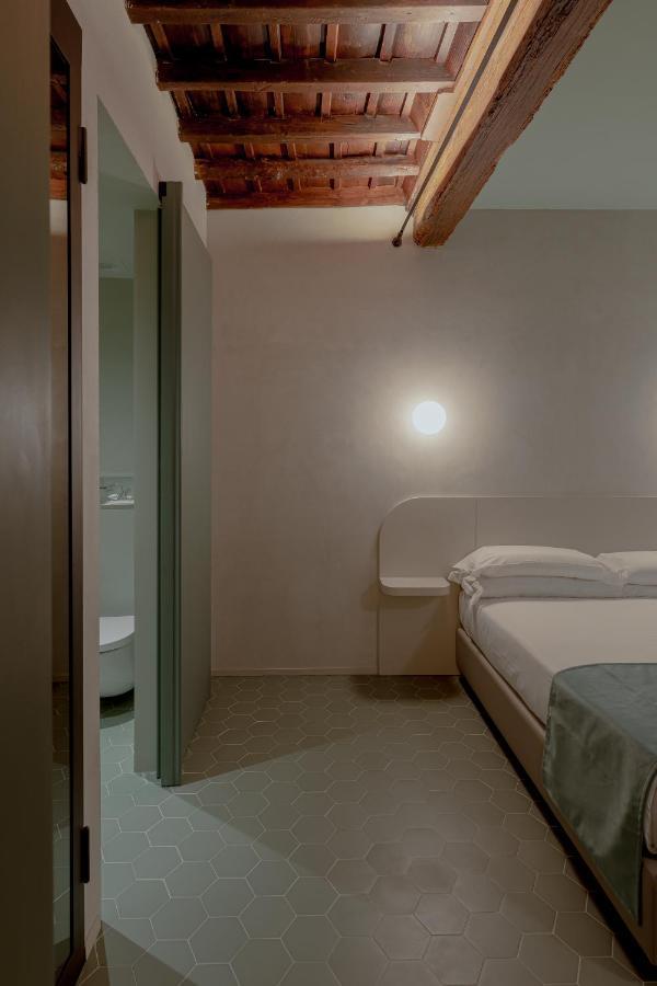 Design With Private Pool In Campo Dei Fiori Appartement *