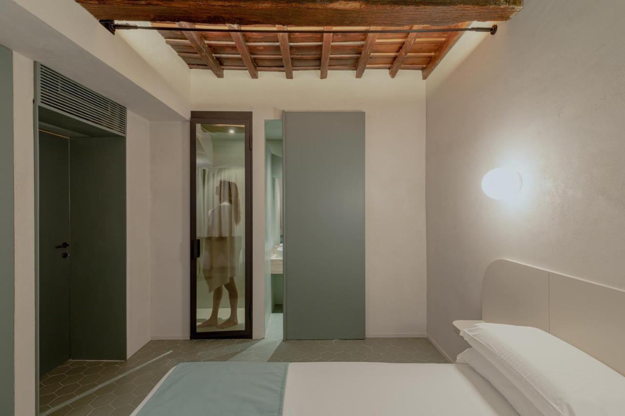 Design With Private Pool In Campo Dei Fiori Rome