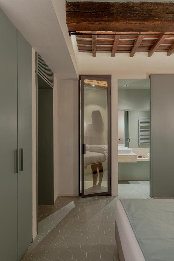 Appartement Design With Private Pool In Campo Dei Fiori
