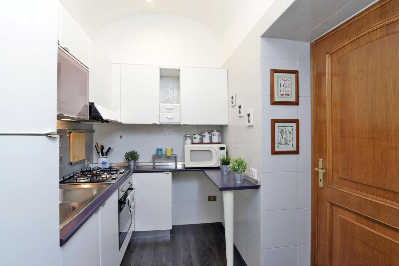 Apartment Charming Colosseum - My Extra