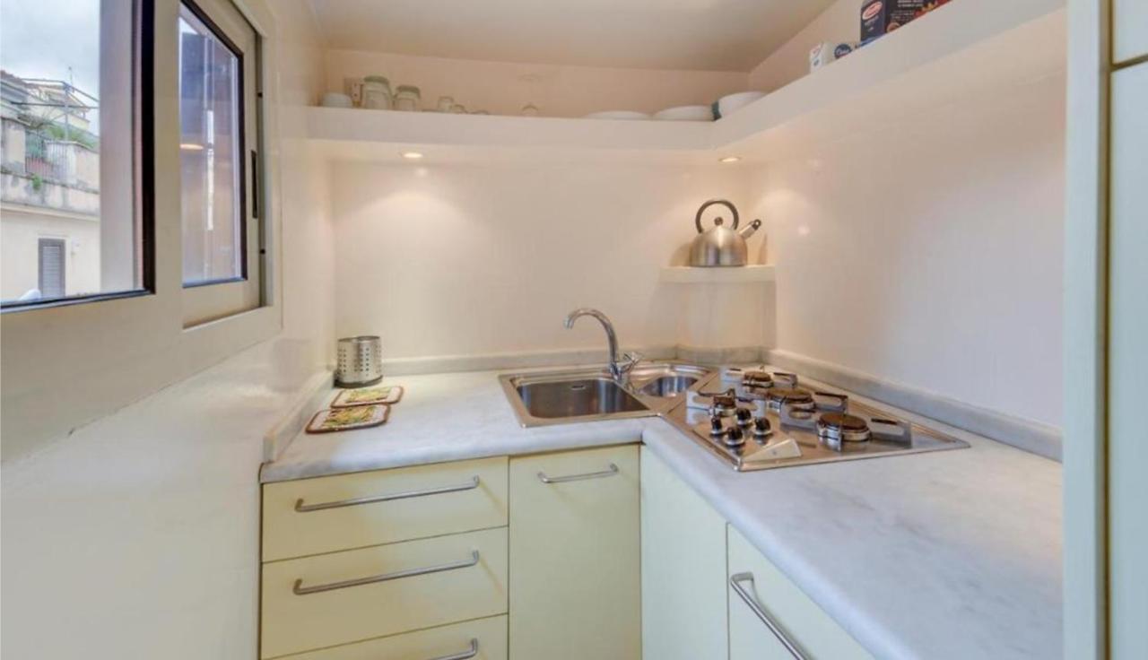 Apartment Terrazzo Frattina Rome