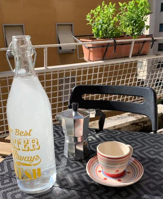 Casa Sirte Con Terrazzino. Apartamento Roma