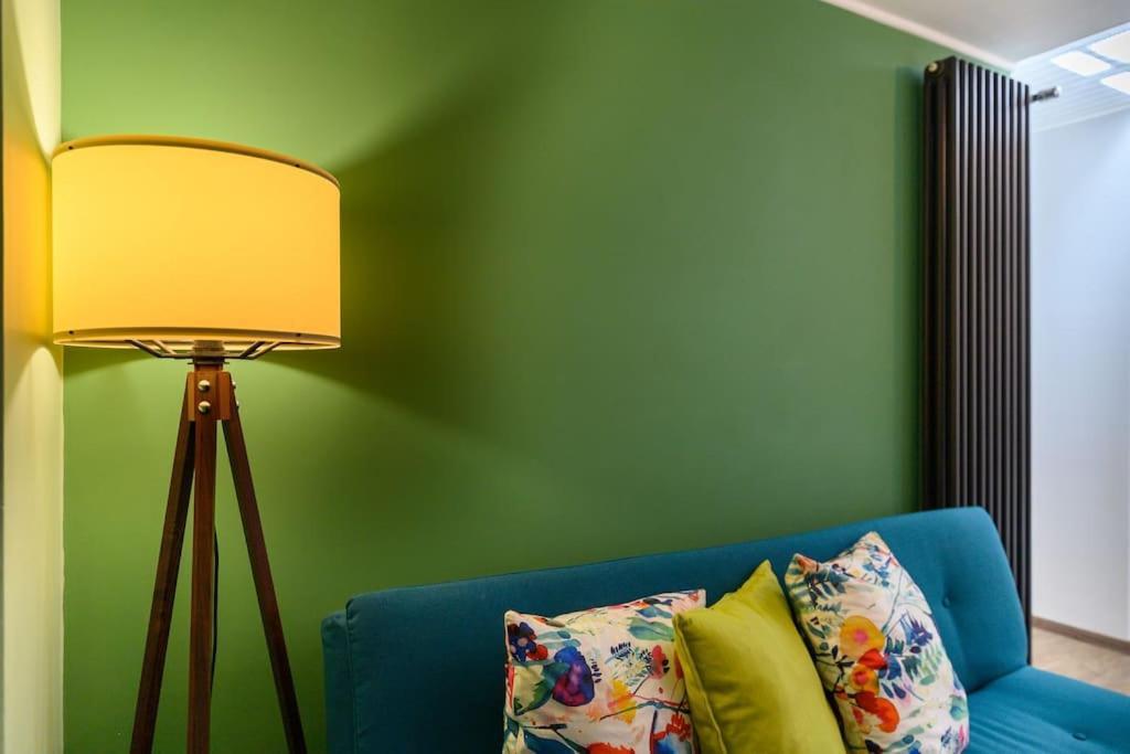 Interno 43