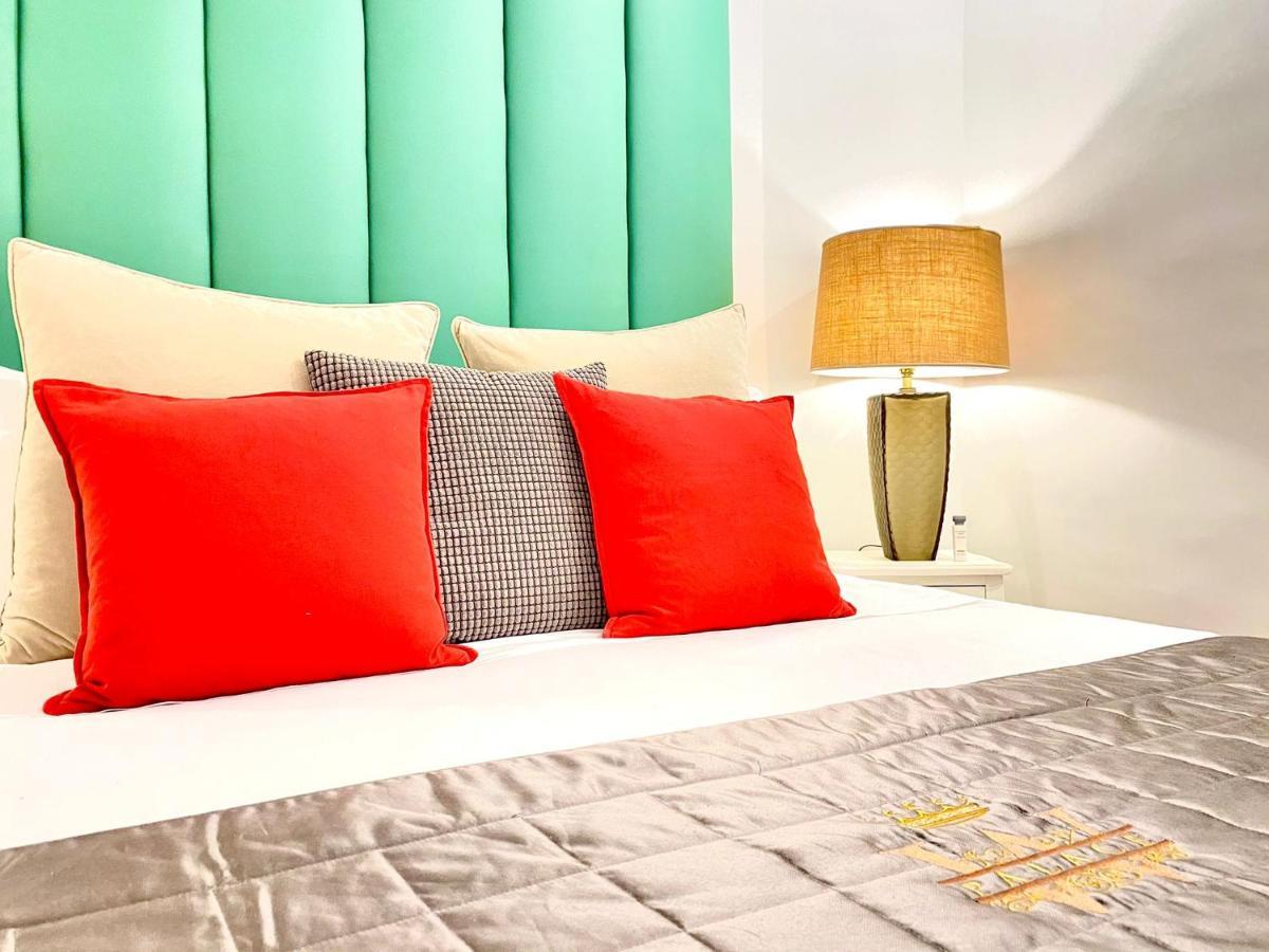 Fontana Di Trevi Private Luxury Appartement *