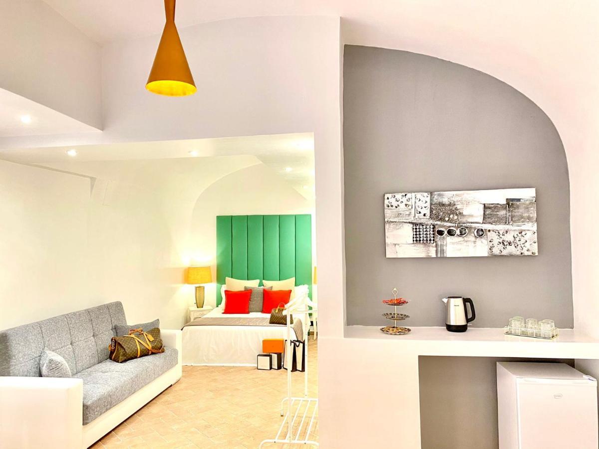 Fontana Di Trevi Luxury Apartment *