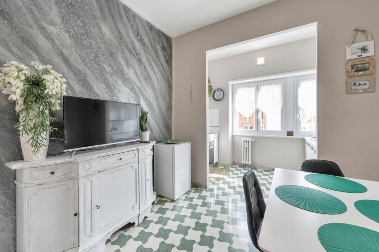Regina Luxury Flat * Rome