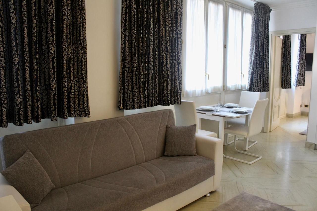 Trevi Fountain & Spanish Steps Appartement *