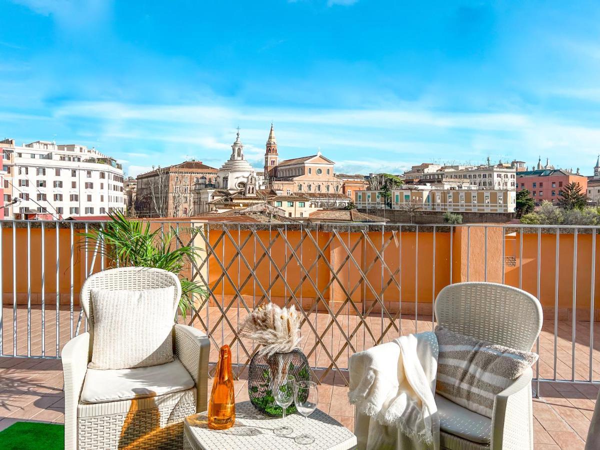 Apartamento Colosseum House - Private Rooftop, Jacuzzi Hot Tub & View *