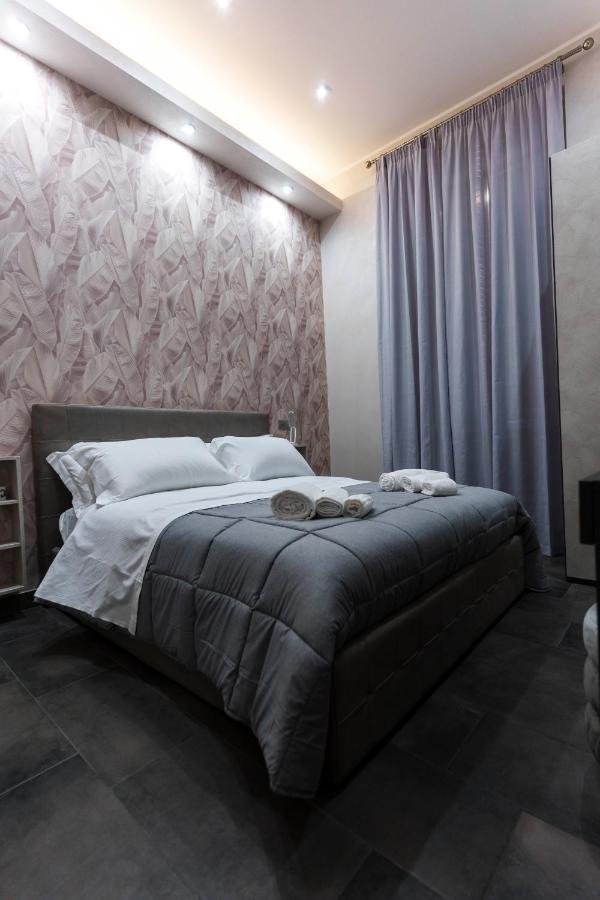 Julia Luxury