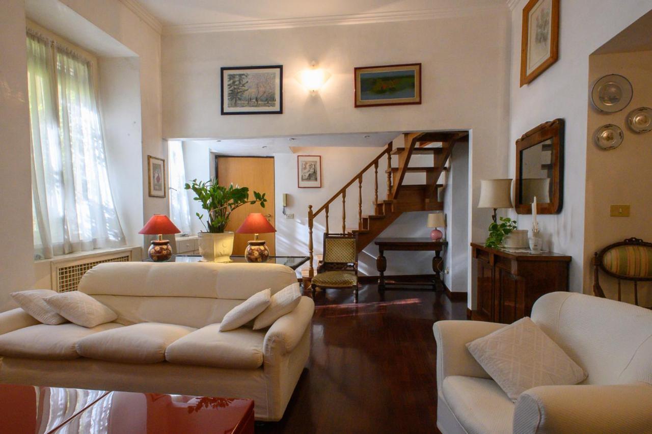 Apartment Deluxe *