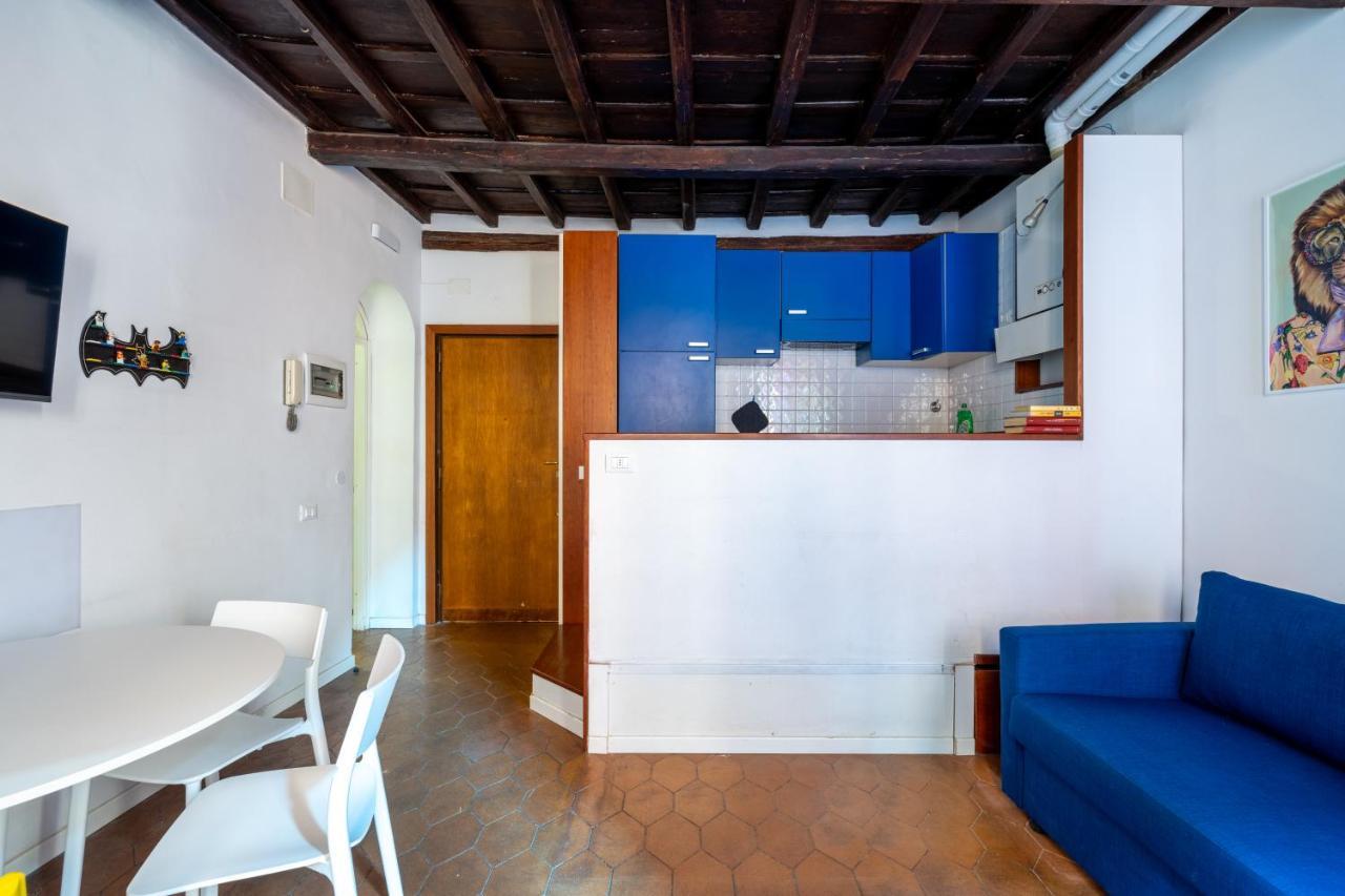 Casa Mucci * Rome