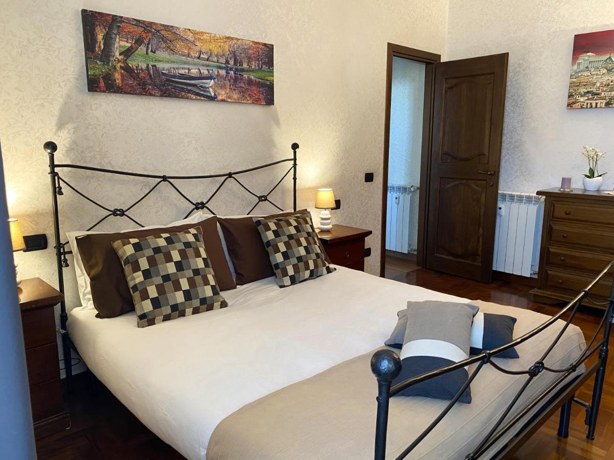 Pini Di Roma-new And Cozy In Center- Metro A 