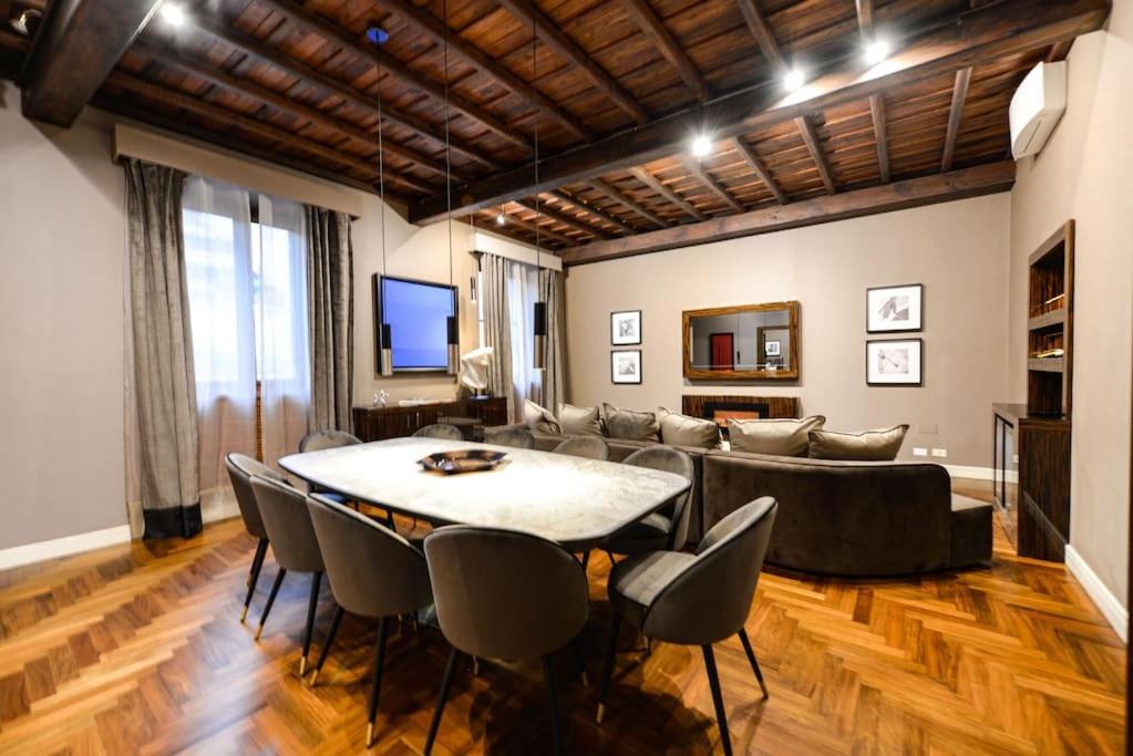 Apartment The Frattina - Luxury Serviced
