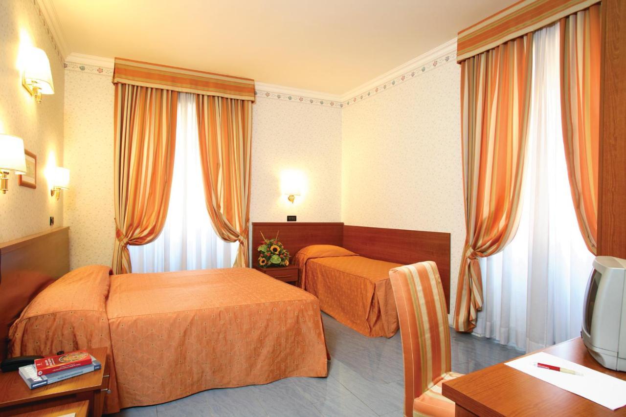 Dina 3*