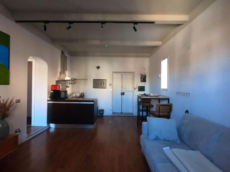 Mount Flower Trastevere Apt Holiday home Rome